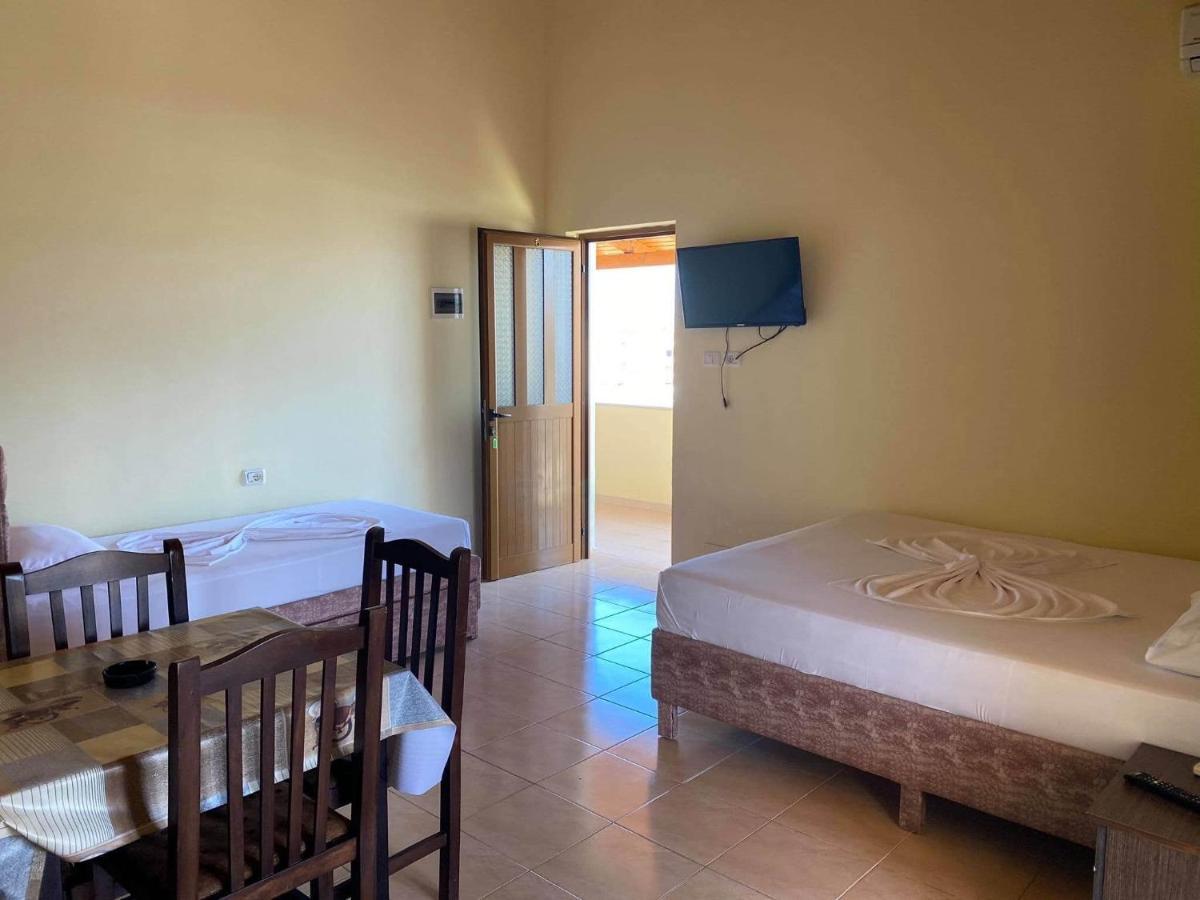 Apartments Luis คซามิล ภายนอก รูปภาพ