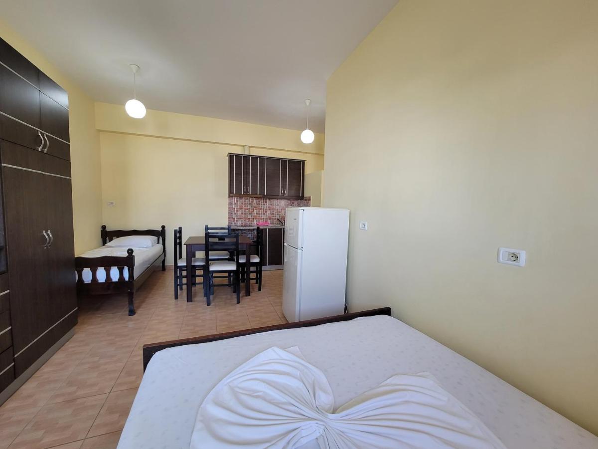 Apartments Luis คซามิล ภายนอก รูปภาพ