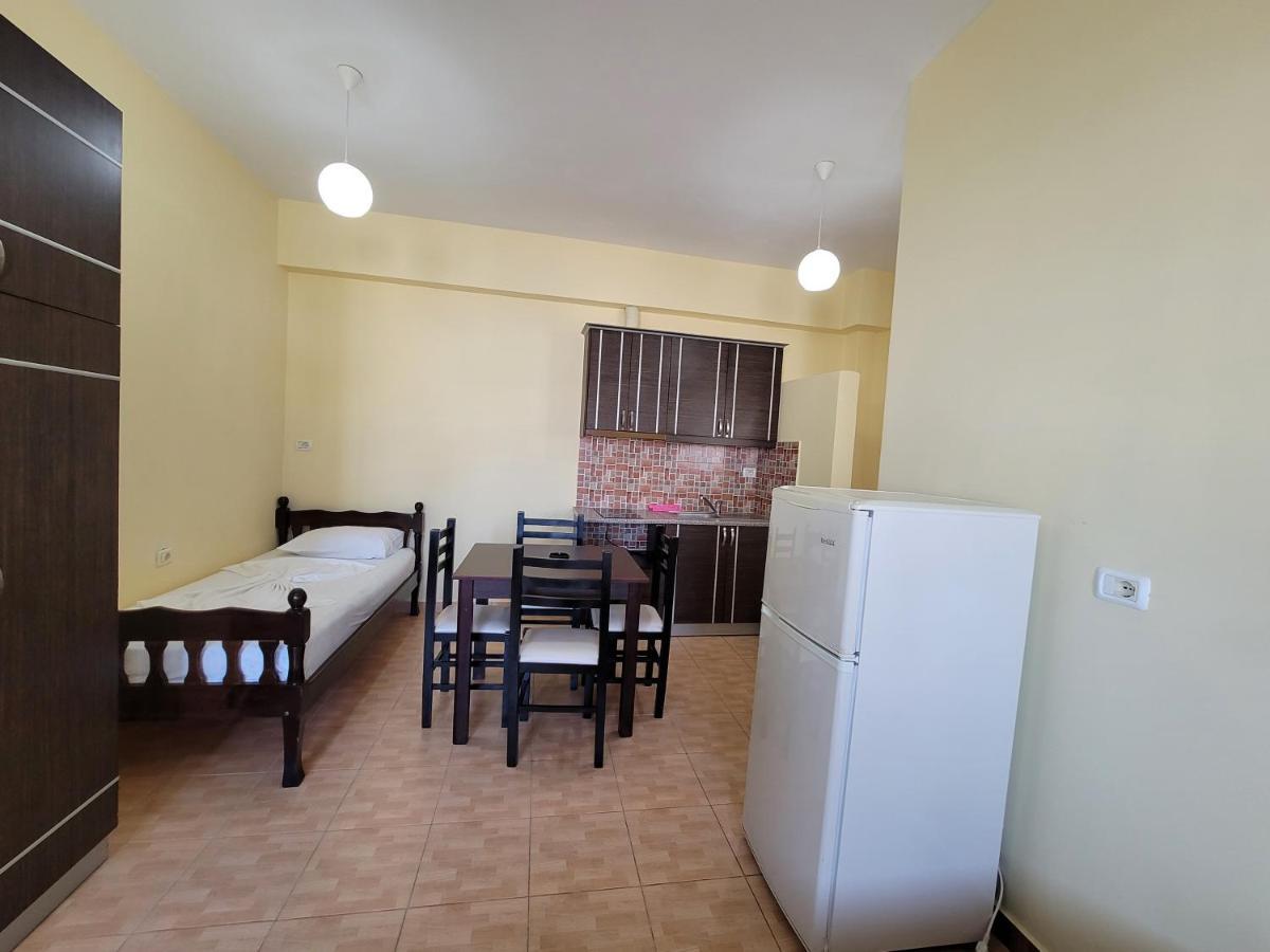 Apartments Luis คซามิล ภายนอก รูปภาพ