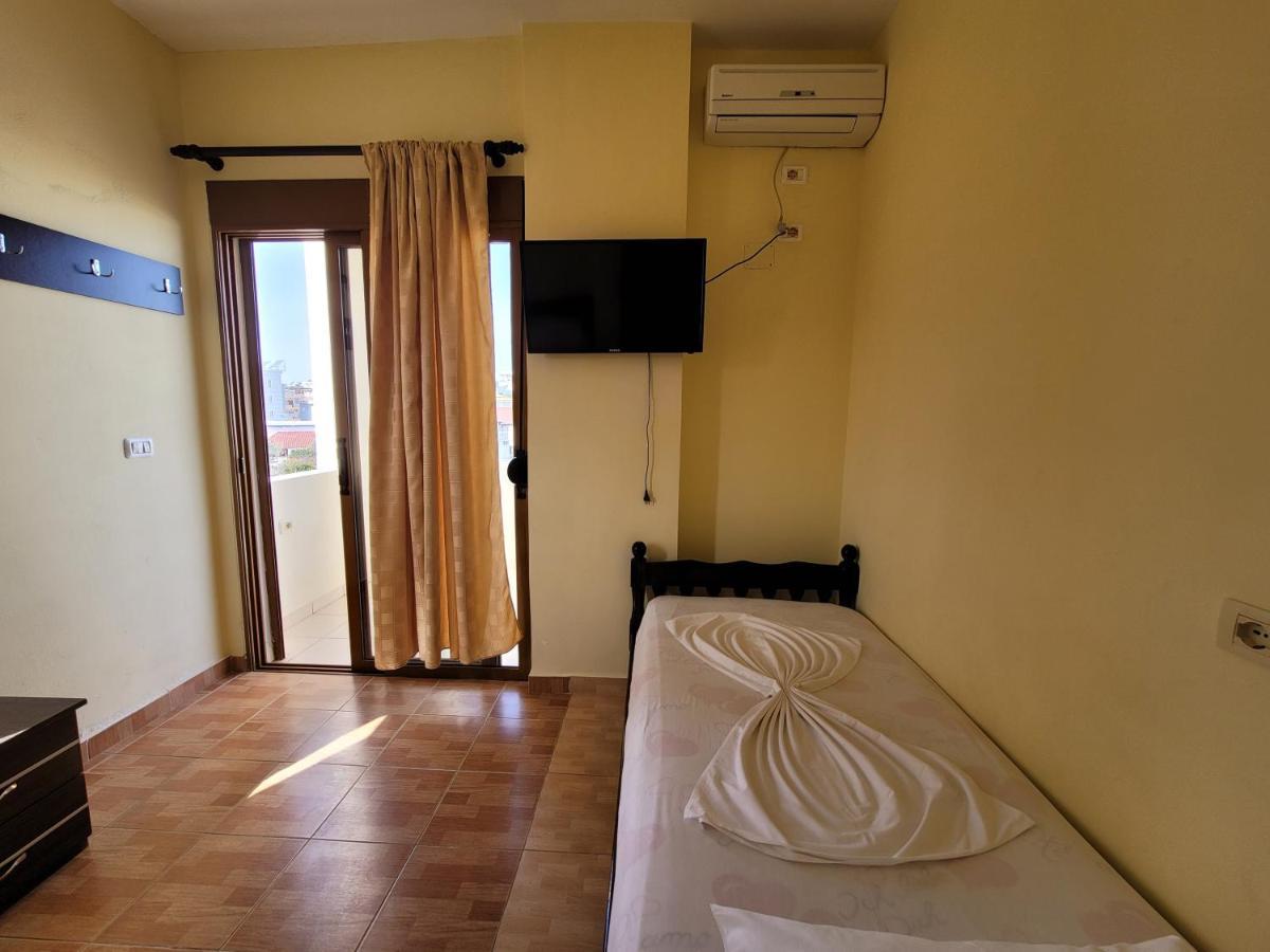 Apartments Luis คซามิล ภายนอก รูปภาพ