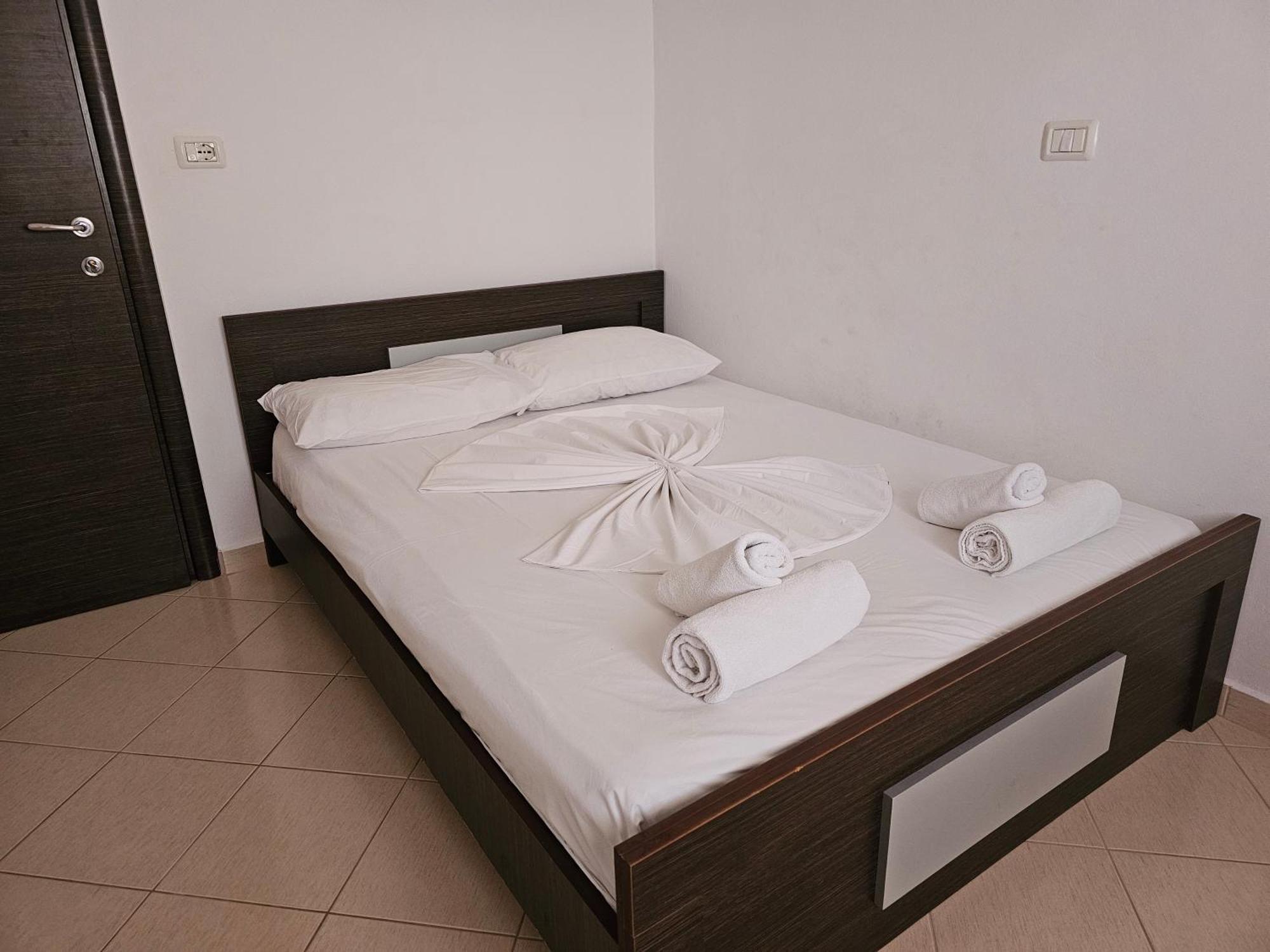 Apartments Luis คซามิล ภายนอก รูปภาพ