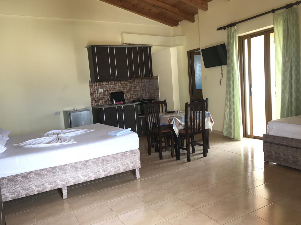Apartments Luis คซามิล ภายนอก รูปภาพ