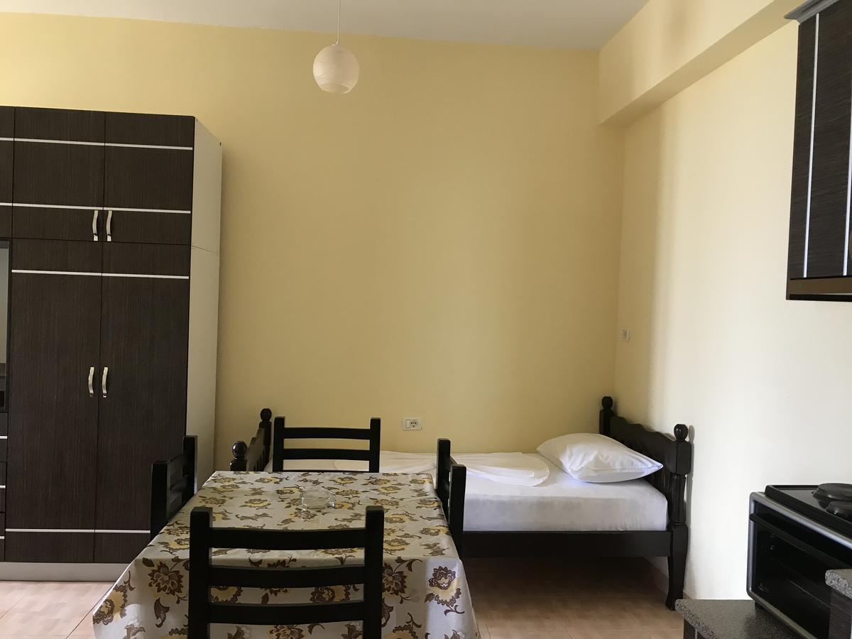 Apartments Luis คซามิล ภายนอก รูปภาพ